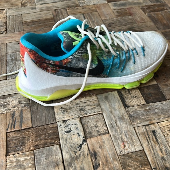 Nike Men’s KD Kevin Durant 8VIII N7 Basketball Shoe Size 9